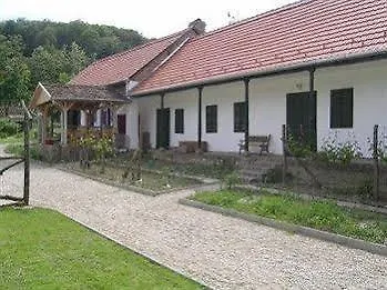 Farmotel Stefania 3*